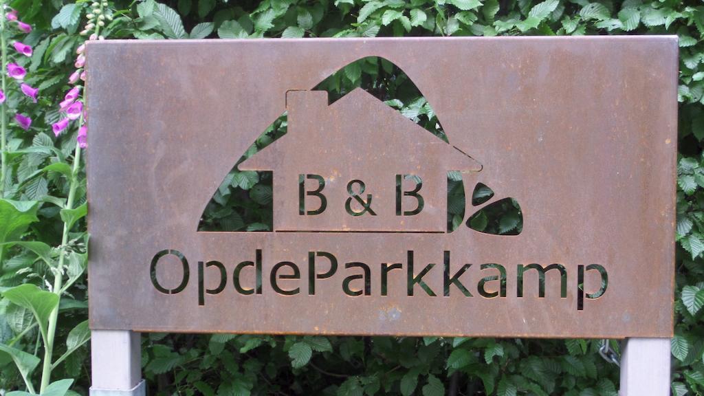 B&B Opdeparkkamp Met Laadpaal Voor Elektrische Auto'S 하펠트 외부 사진