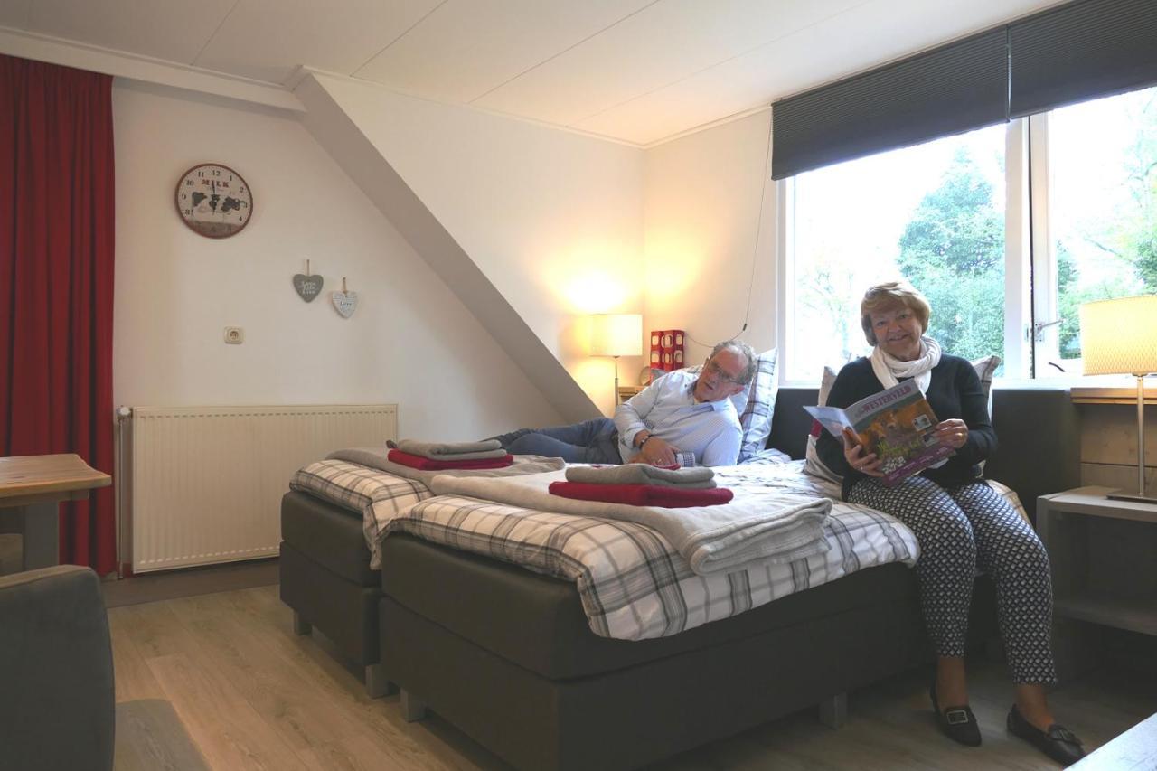 B&B Opdeparkkamp Met Laadpaal Voor Elektrische Auto'S 하펠트 외부 사진